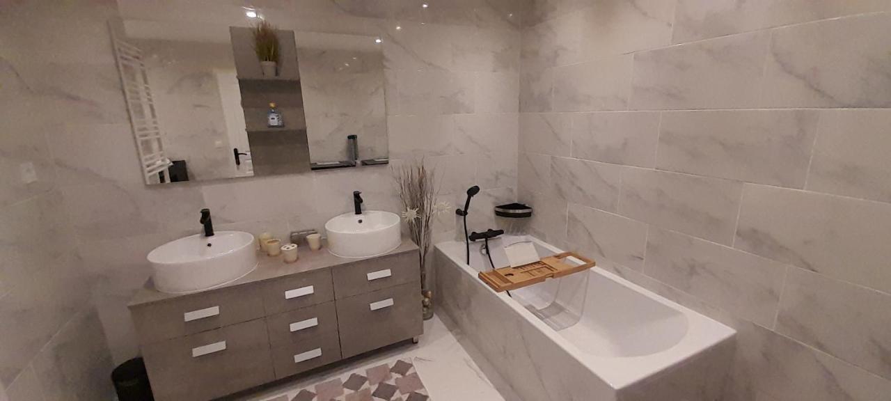 Holiday home Et 21 Savigny-le-Sec